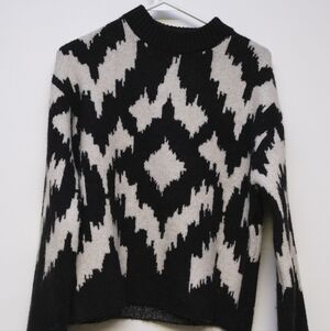 H&M Black and Cream Patterned Mockneck Sweater